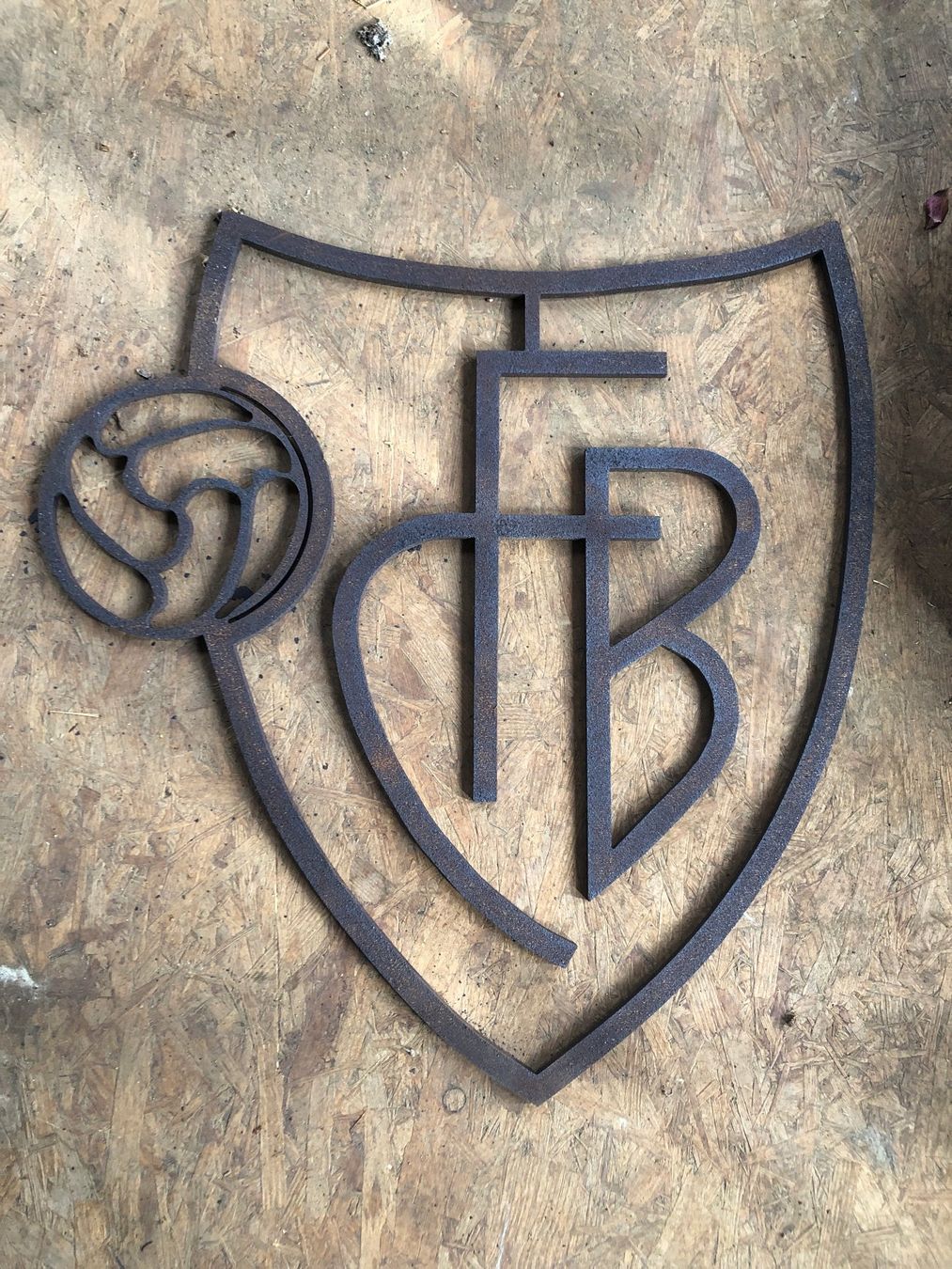 Schilder: FC BASEL - Meister-LOGO aus Stahl – Neu (gemäss Beschreibung) aus Gelterkinden von suru89
