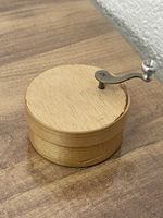 Musical box wood Weggis Lied Swiss musical movement used