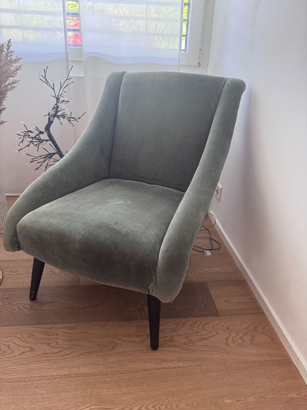 Poltrone: 2 Stylish velvet accent chairs – Usato da Lachen venduto da MMBB2022 1