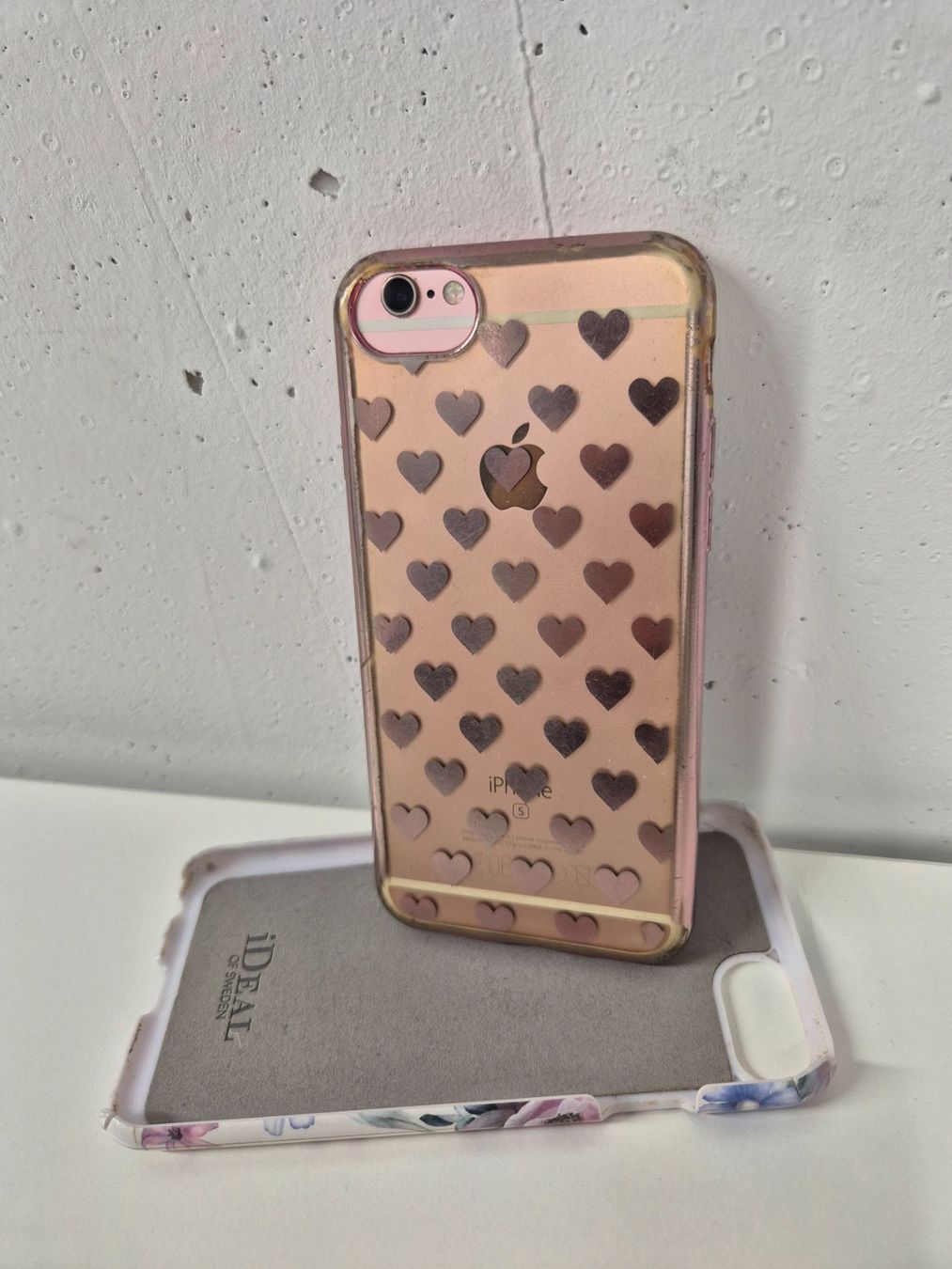 Apple Telefoni cellulari / Smartphones: iPhone 6s 64 GB Roségold – Difettoso da Sitterdorf venduto da Lenggi7 1