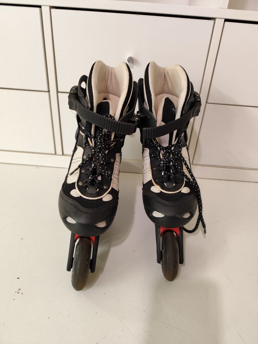 Salomon Pattini in linea & Pattini a rotelle: Inlineskates Salamon – Usato da Uster venduto da NEVERLASTTRADING 1