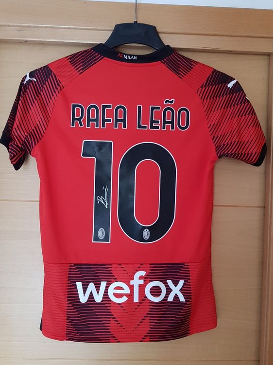 Rafael Leao - AC Milan Home Trikot 2023/2024 - Signiert | Kaufen auf ...