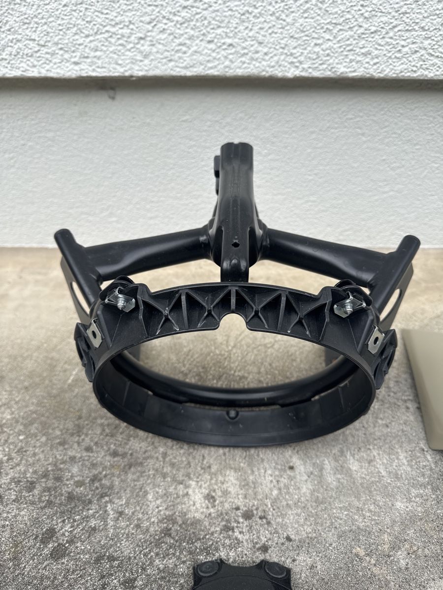 BMW Tutti i ricambio per moto: Frontverkleidung BMW R-NineT Racer – Usato da Brüttisellen venduto da Hilpi8306 2