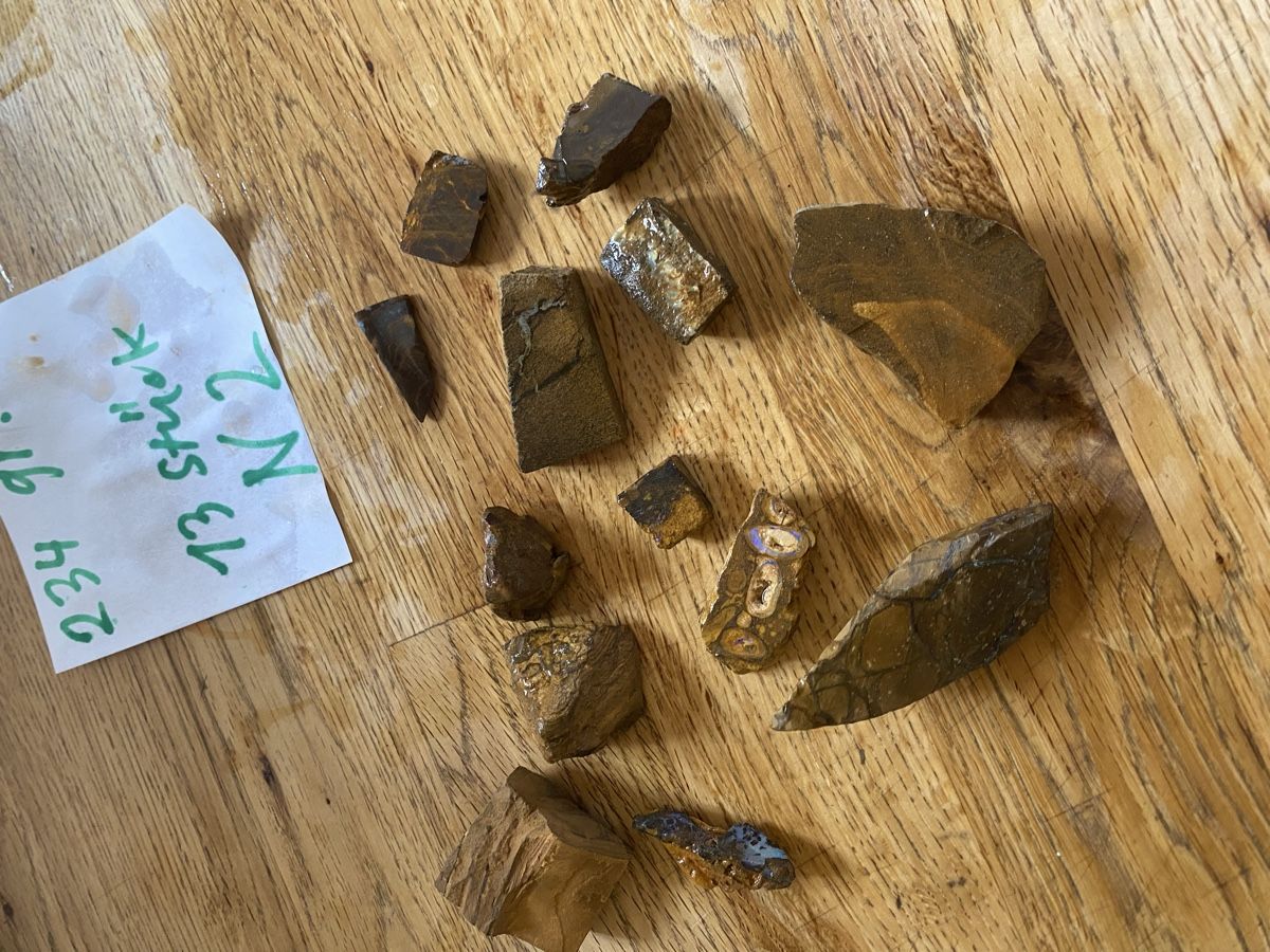 Pietre preziose: 13 Boulder Rohopale – Usato da Flawil venduto da Naphtali 2