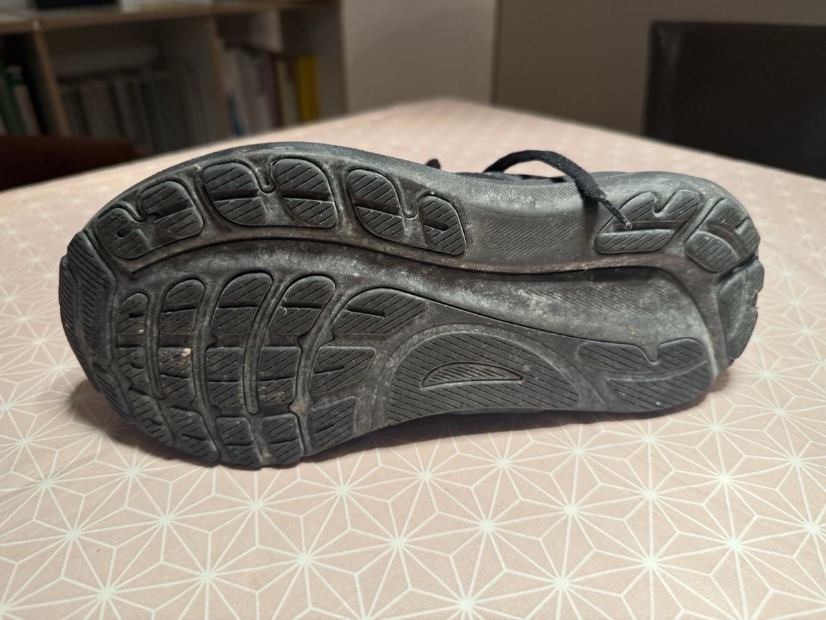 Asics Scarpe da donna: Sportschuhe Asics 42 – Usato da Winterthur venduto da Kate016 2