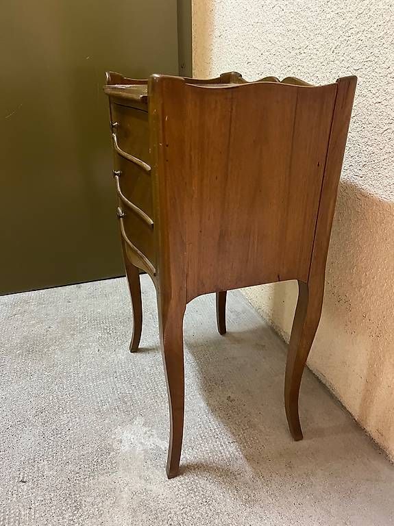 Comodini: Chevet st Ls XV – Usato da Puplinge venduto da fja_yz57 1
