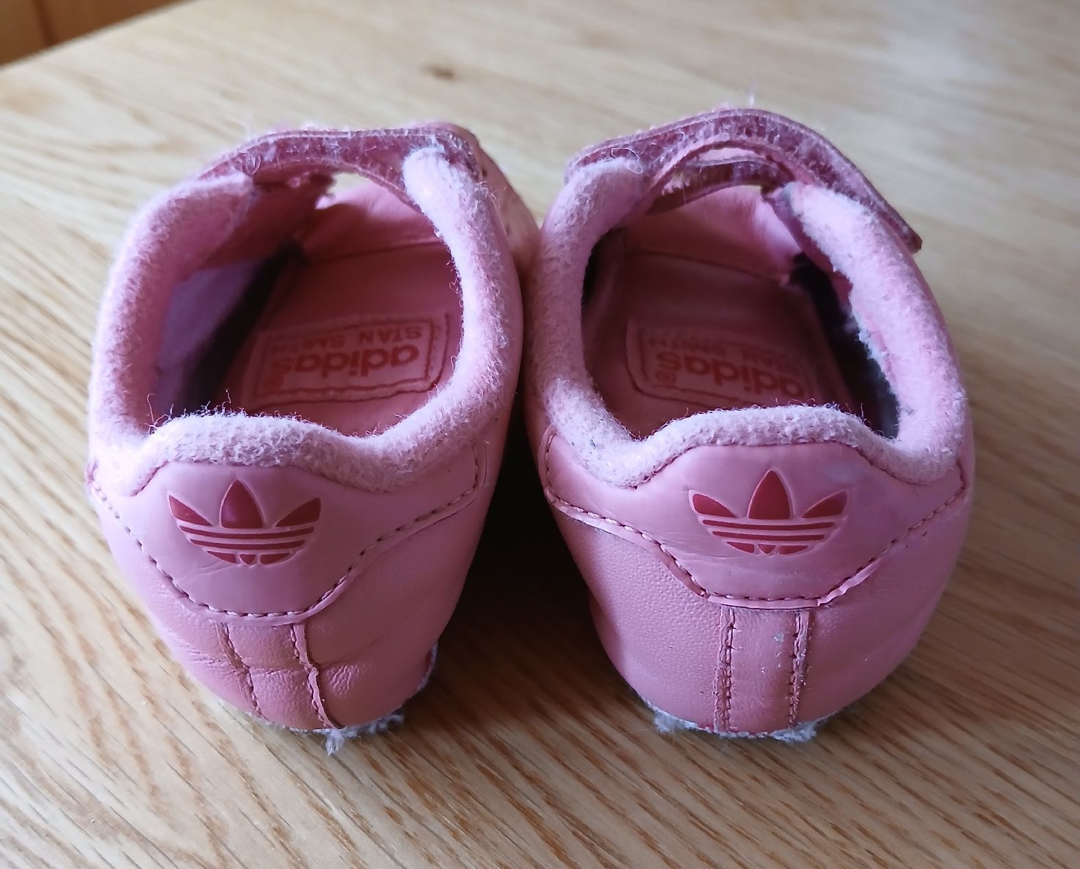Adidas Scarpe per ragazzi: Premières chaussures Adidas taille 18 – Usato da Sciernes-d'Albeuve venduto da Dojo004 2