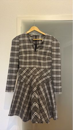 Schickes kariertes Damen-Kleid Gr. S Herbst/Winter Mode