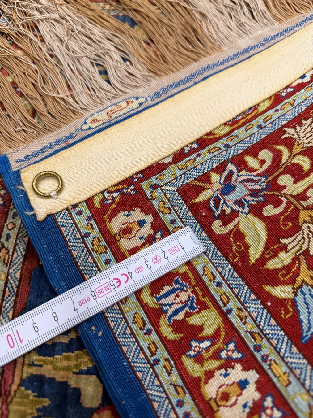 Tappeti: Seltener Hereke -  handgeknüpfter Seidenteppich – Usato da Bennau venduto da Mayer_Carpets 8
