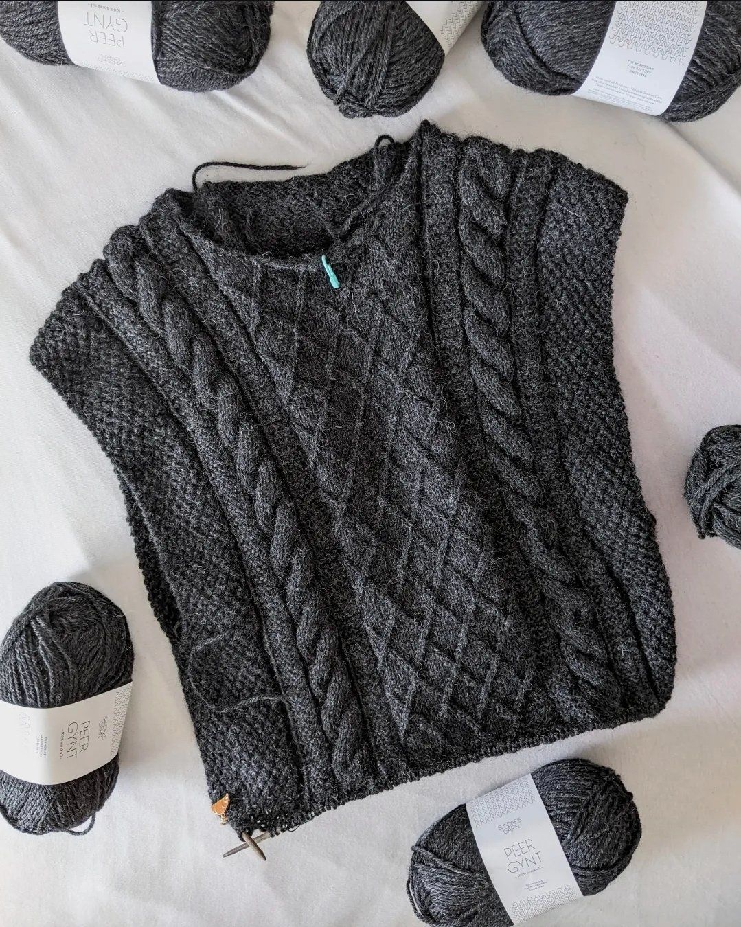 Maglioni & Felpe: Handgestrickter Zopfpullover aus norwegischer Schurwolle – Nuovo (secondo la descrizione) da Würenlingen venduto da Nancy_Y 5
