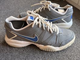 Nike City Court 7 GS femme taille 37.5 blanc et bleu