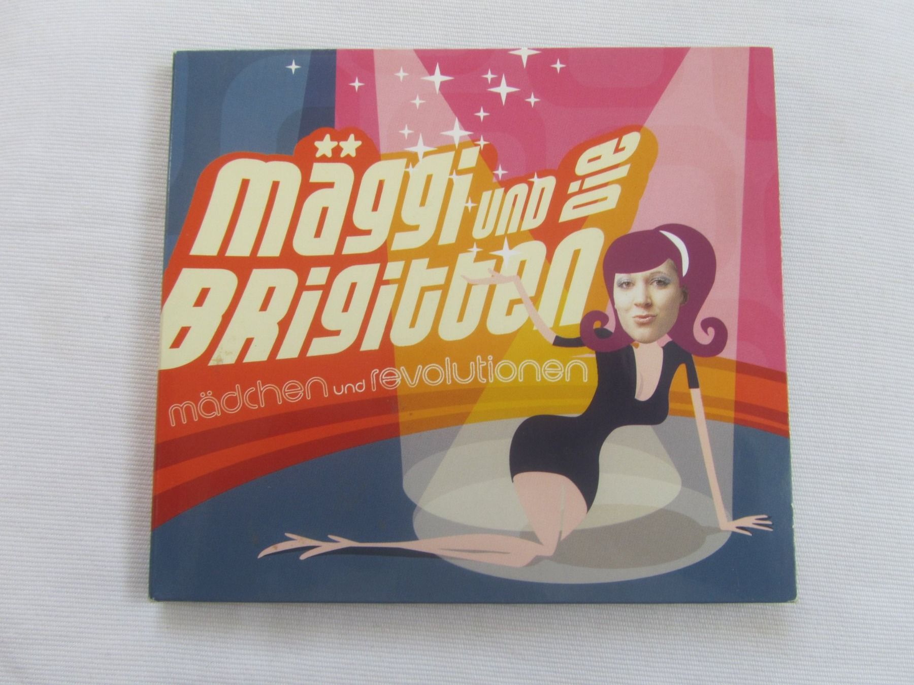 CD: Mäggi und die Brigitten:  mädchen und revolutionen – Usato da Seengen venduto da mikelele