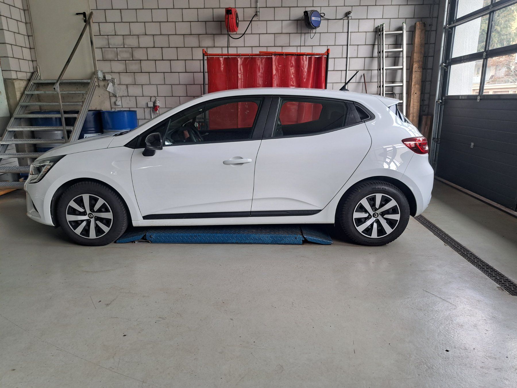 Renault Automobili: Renault Clio 1,0 Equilibre – Usato da Utzenstorf venduto da wuuzservice