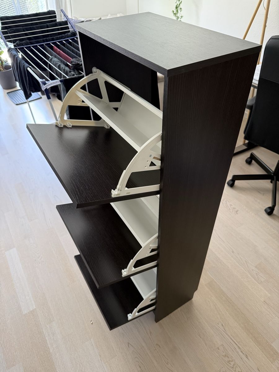 Guardaroba: Ikea BISSA Schuhschrank – Usato da Basel venduto da bri_y5pb 2