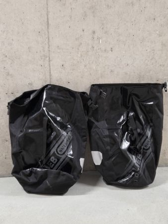 Ortlieb Fahrradtaschen schwarz 2 Stk. top Zustand