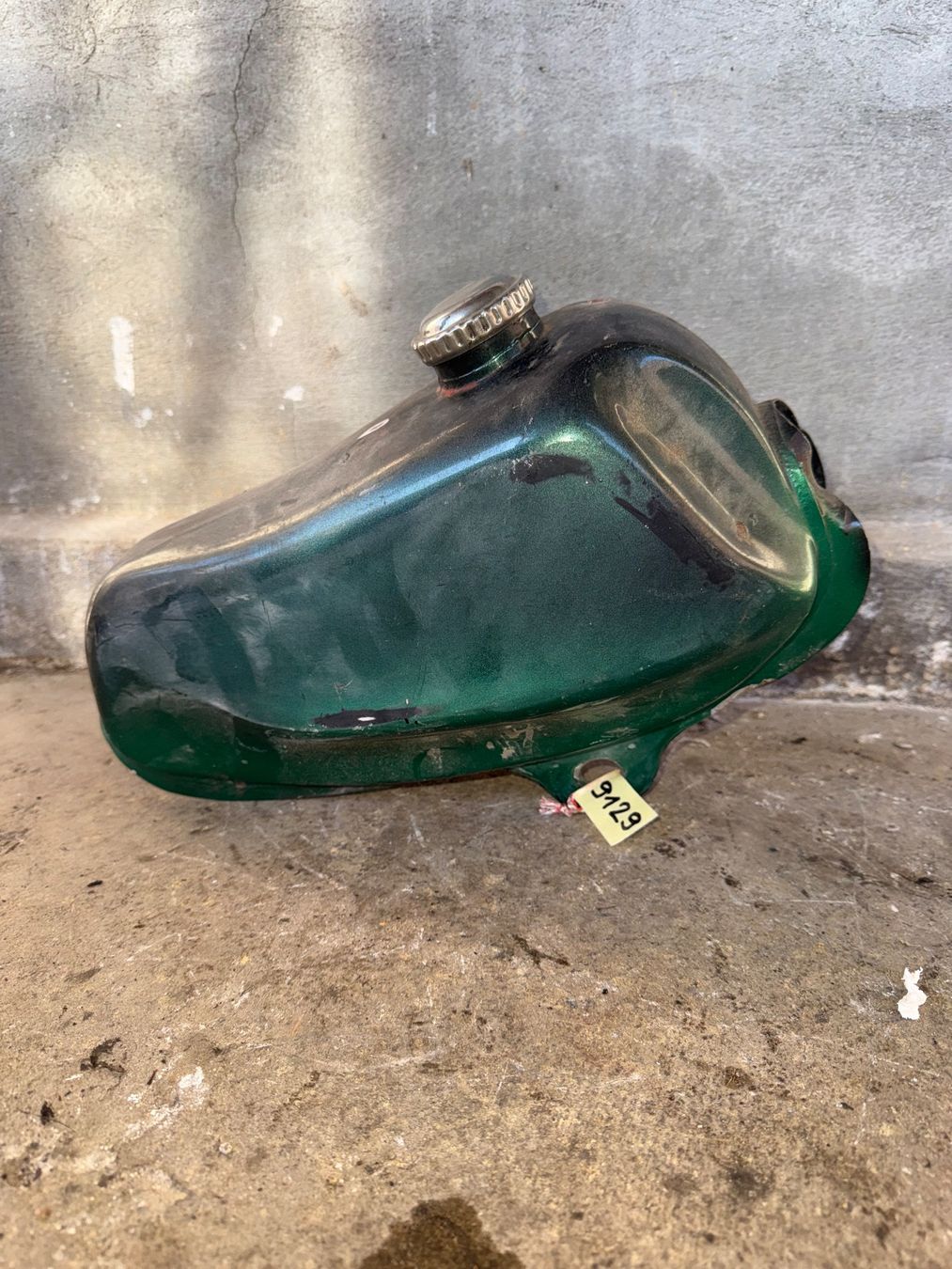 Pony Mofa-Ersatzteile: Pony/Cilo Mofa Tank – Gebraucht aus Fahrni b. Thun von berger_tuning34