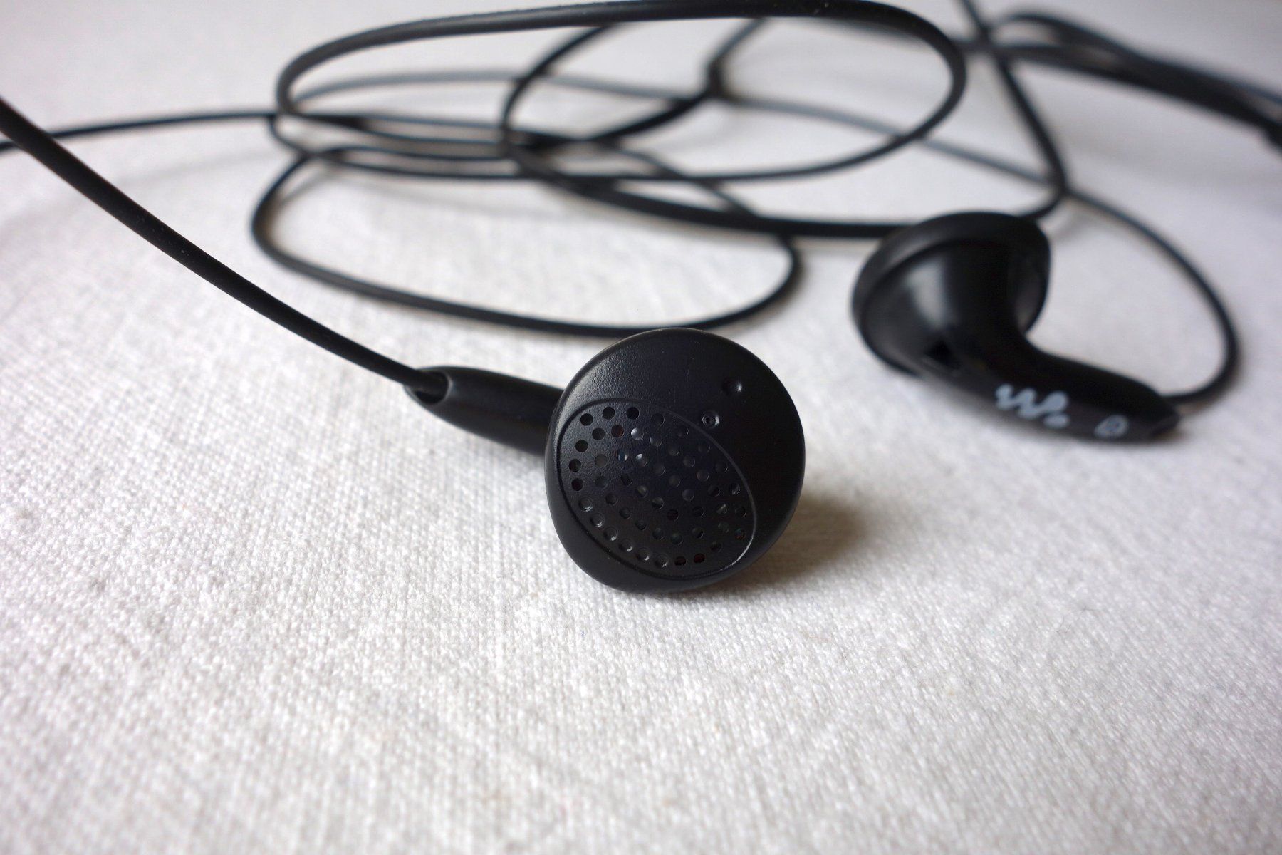 Sony Cuffie: Kopfhörer In-Ear Sony Walkman – Usato da Thun venduto da Bluecat238 1