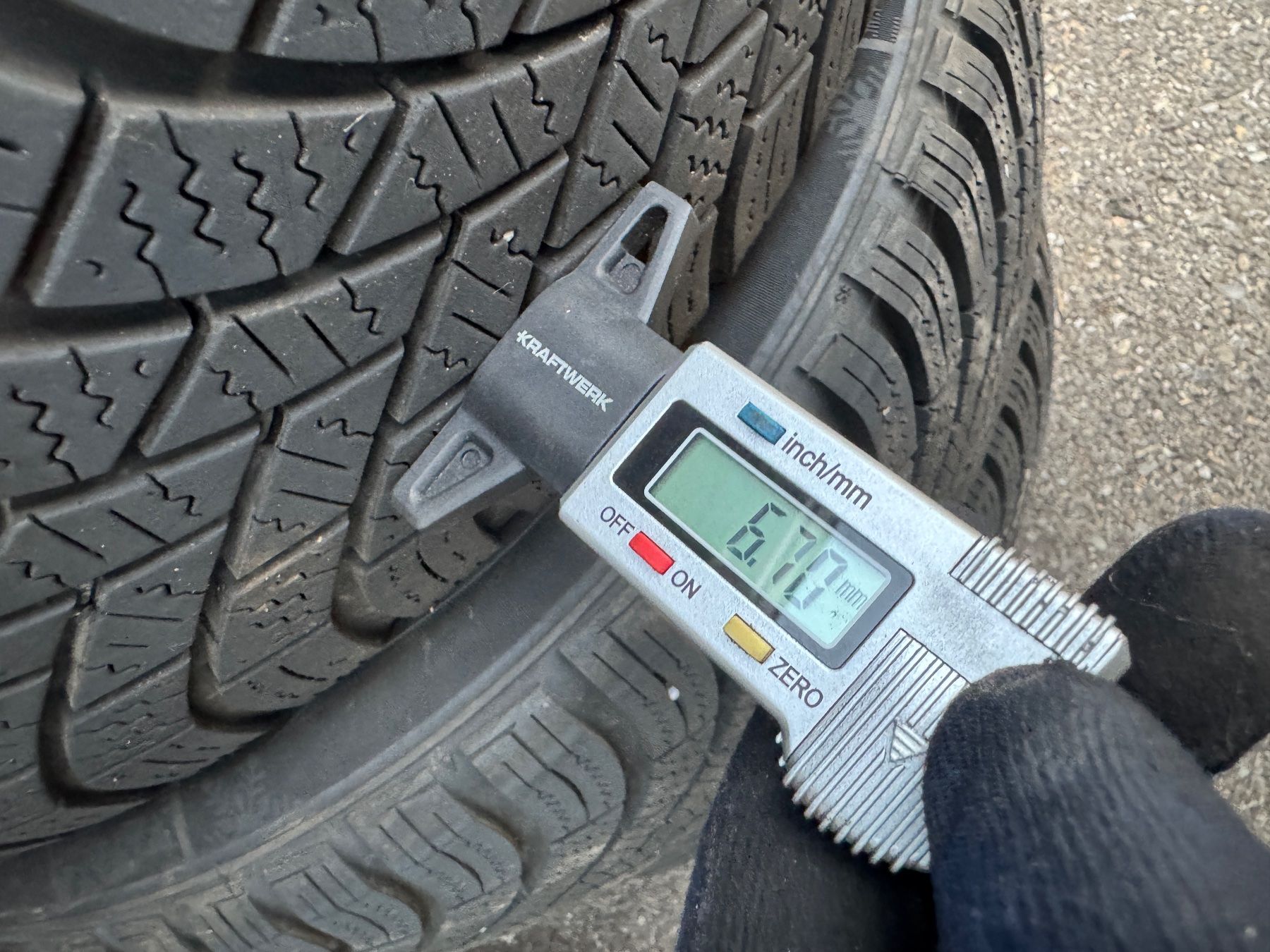 Nexen Pneumatici & Ruote complete: 185/60R15 – Usato da Widen venduto da Dinero02 6
