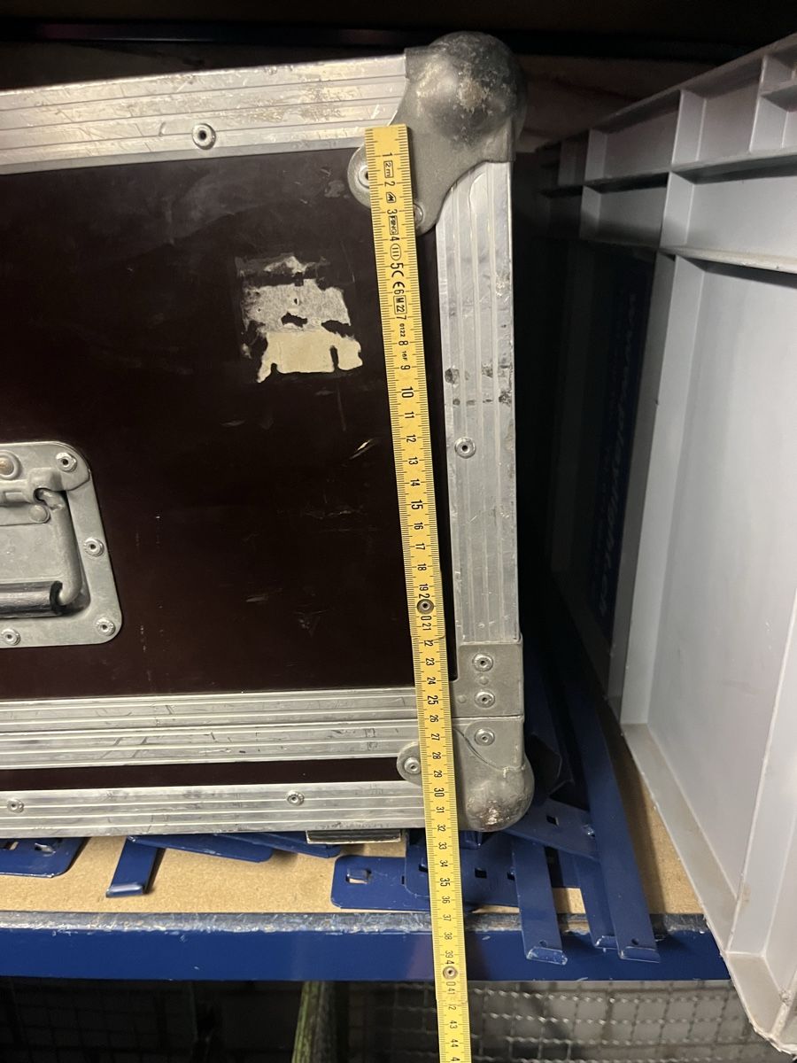 Valigie: Flight Case – Usato da Nesslau venduto da Pbon 3