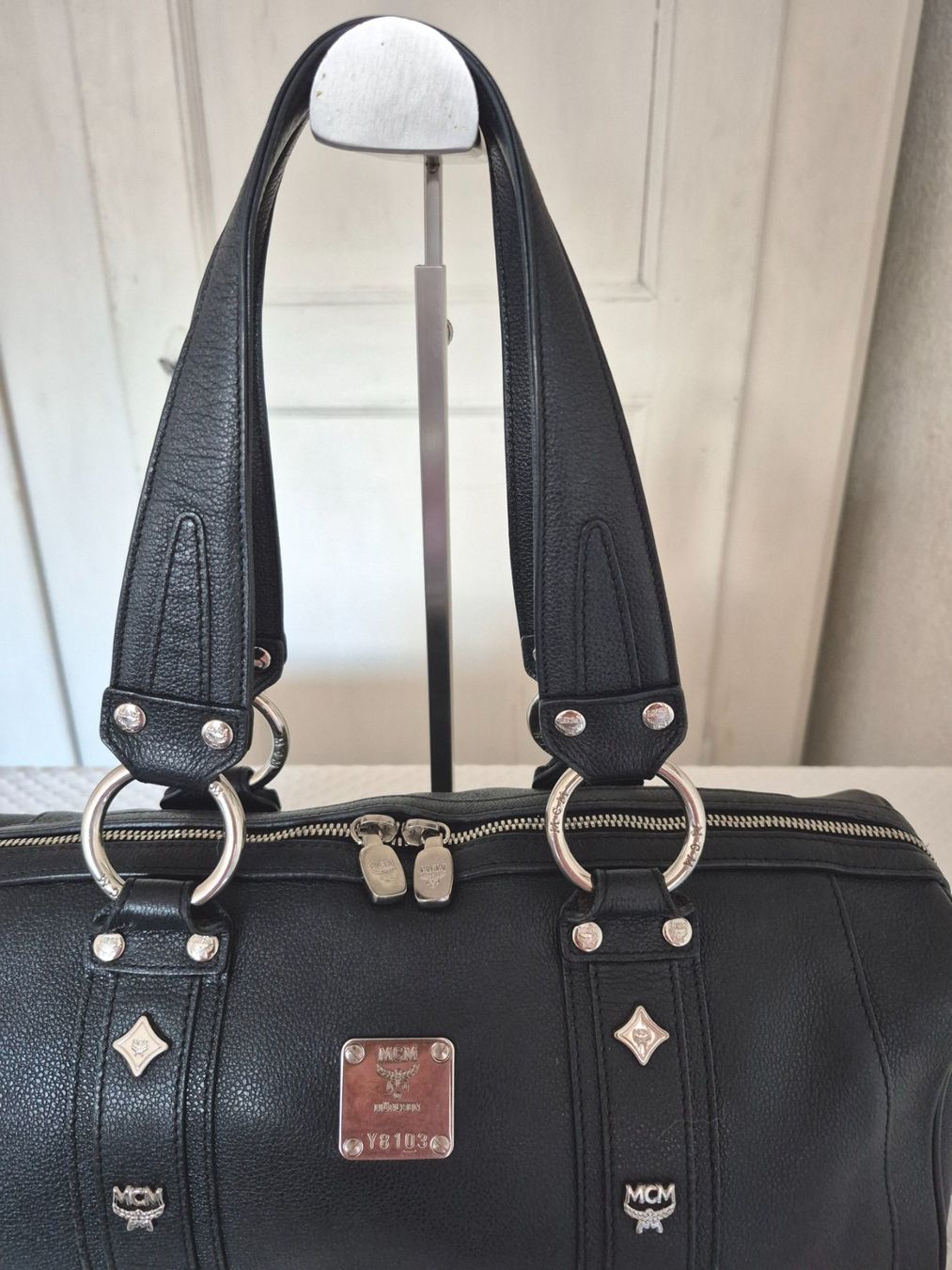 Mcm Sacs femmes: MCM Papillon-Bag, aus Leder – D'occasion à Dottikon par Pega7 5