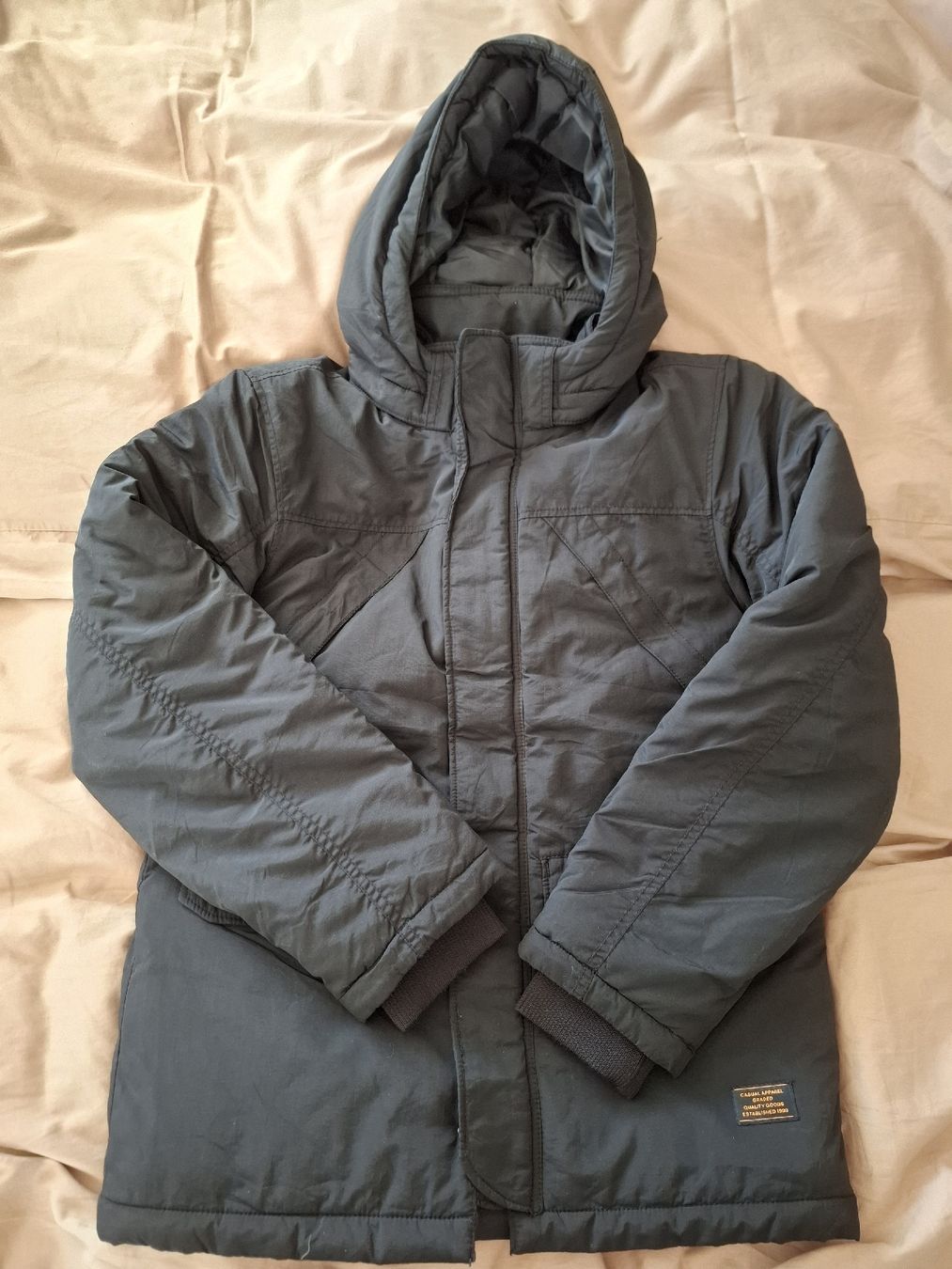 H&M Jacken & Mäntel: Veste hiver noire taille 152 – Gebraucht aus Biel/Bienne von Lionne72