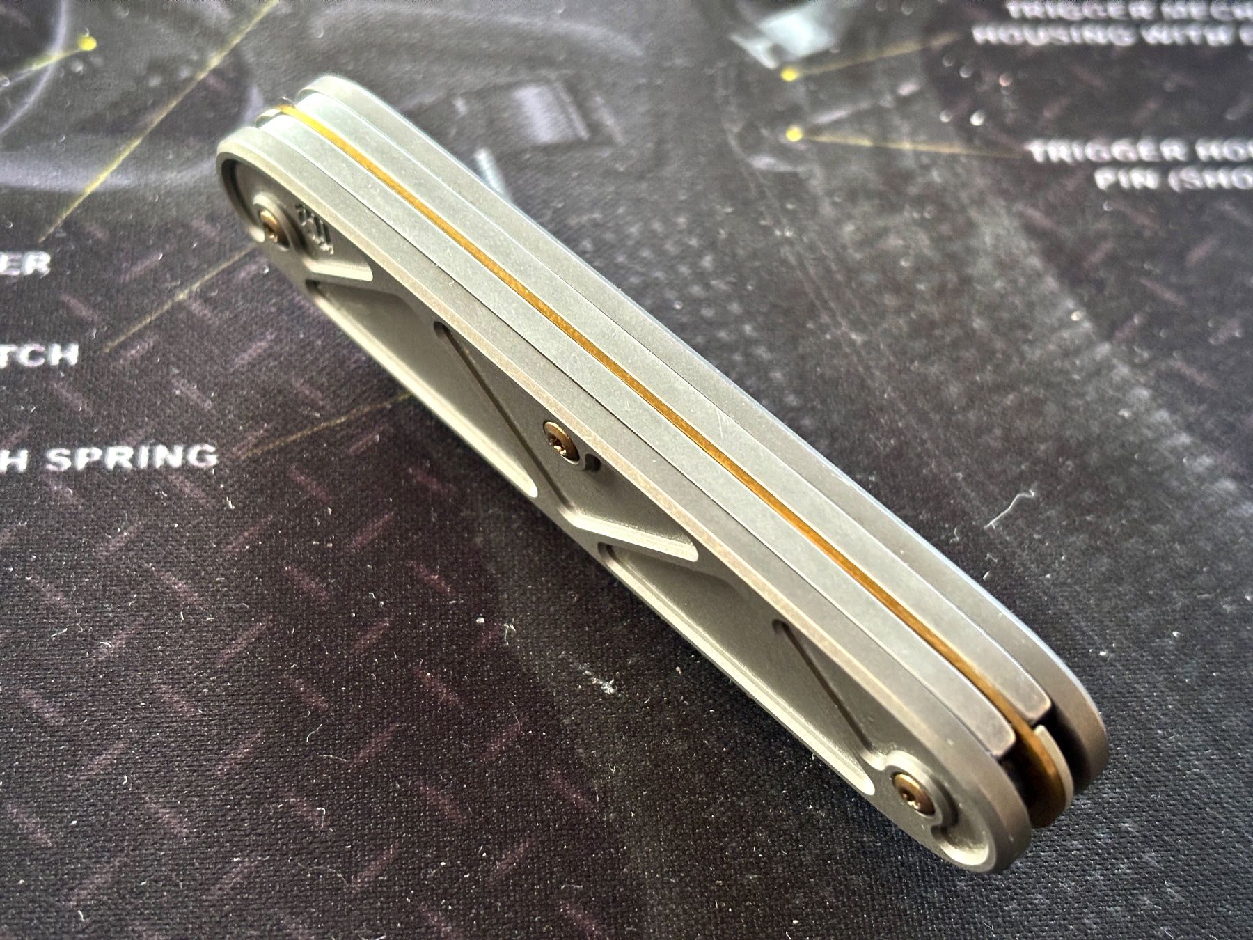 Victorinox Coltelli tascabile: Victorinox Double-Blade-Mod., W3rktrieb Titan-Scales – Nuovo (secondo la descrizione) da Frauenkappelen venduto da Doc_Snyder 2