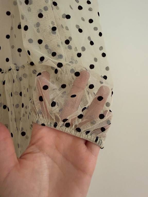 Kleider: H&M DRESS Size XS  – Gebraucht aus Wallisellen von Marij1986 3