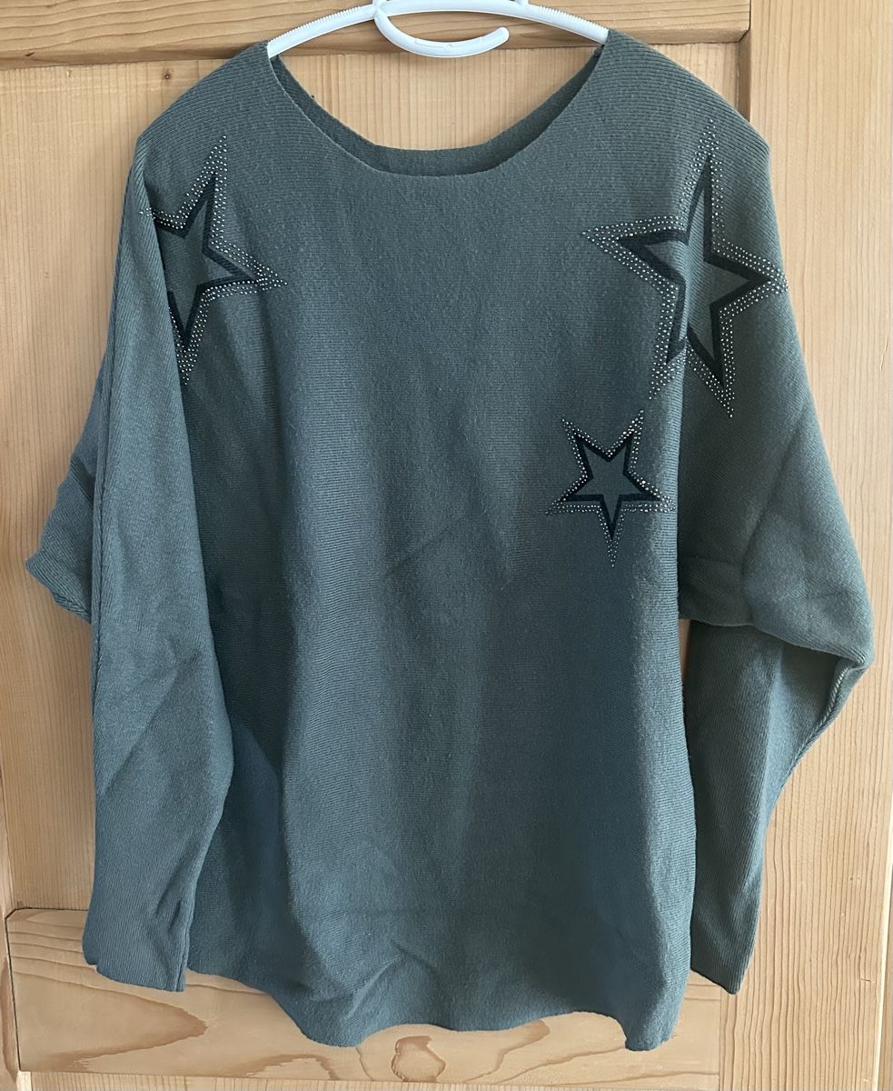Pulls & Sweat-shirts: Strickpullover in Olive Gr M – D'occasion à Bolken par Spinnwebereien