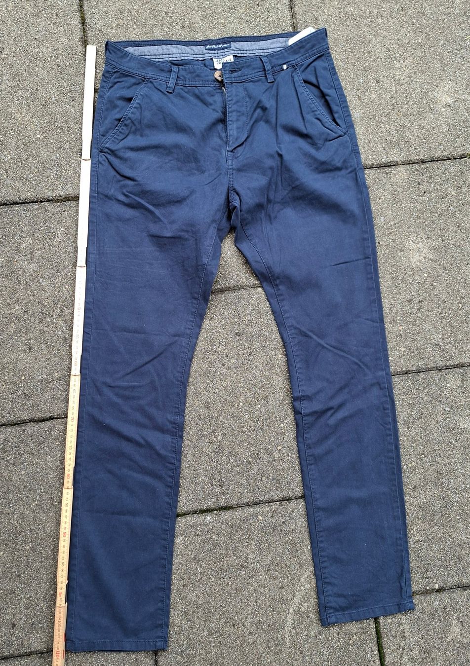 Pantaloni: Stoffhosen blau W32 – Usato da Küssnacht am Rigi venduto da AutoVilla
