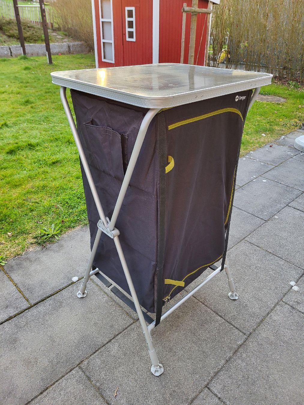 Armadi: Campingschrank Berger Pablo s – Usato da Gränichen venduto da and_d927 4
