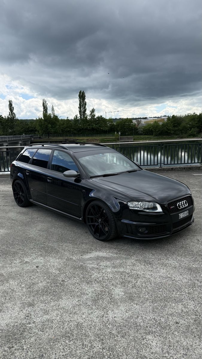 Audi Automobili: Audi RS4 B7 Frisch ab MFK – Usato da oftringen venduto da babanico