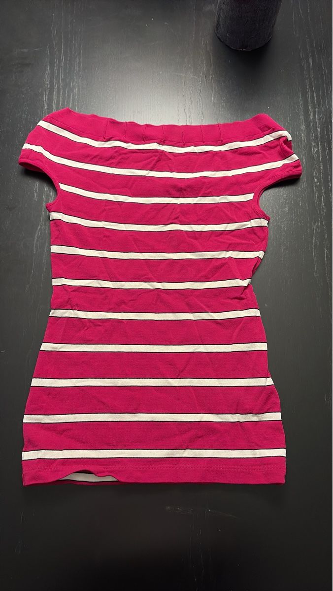 Marc Cain Top: Marccain Bright Pink, Size Small - Excellen – Nuovo (secondo la descrizione) da Uitikon Waldegg venduto da JanicaGe