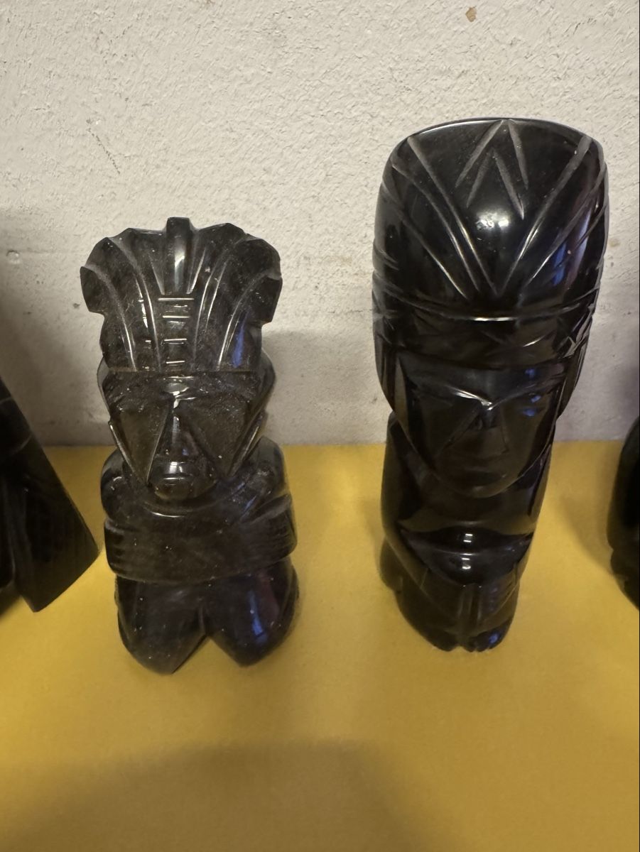 Sculture & Statue: Skulpturen 4 stk. Aus Stein  – Usato da Schlieren venduto da Freundlich02 3