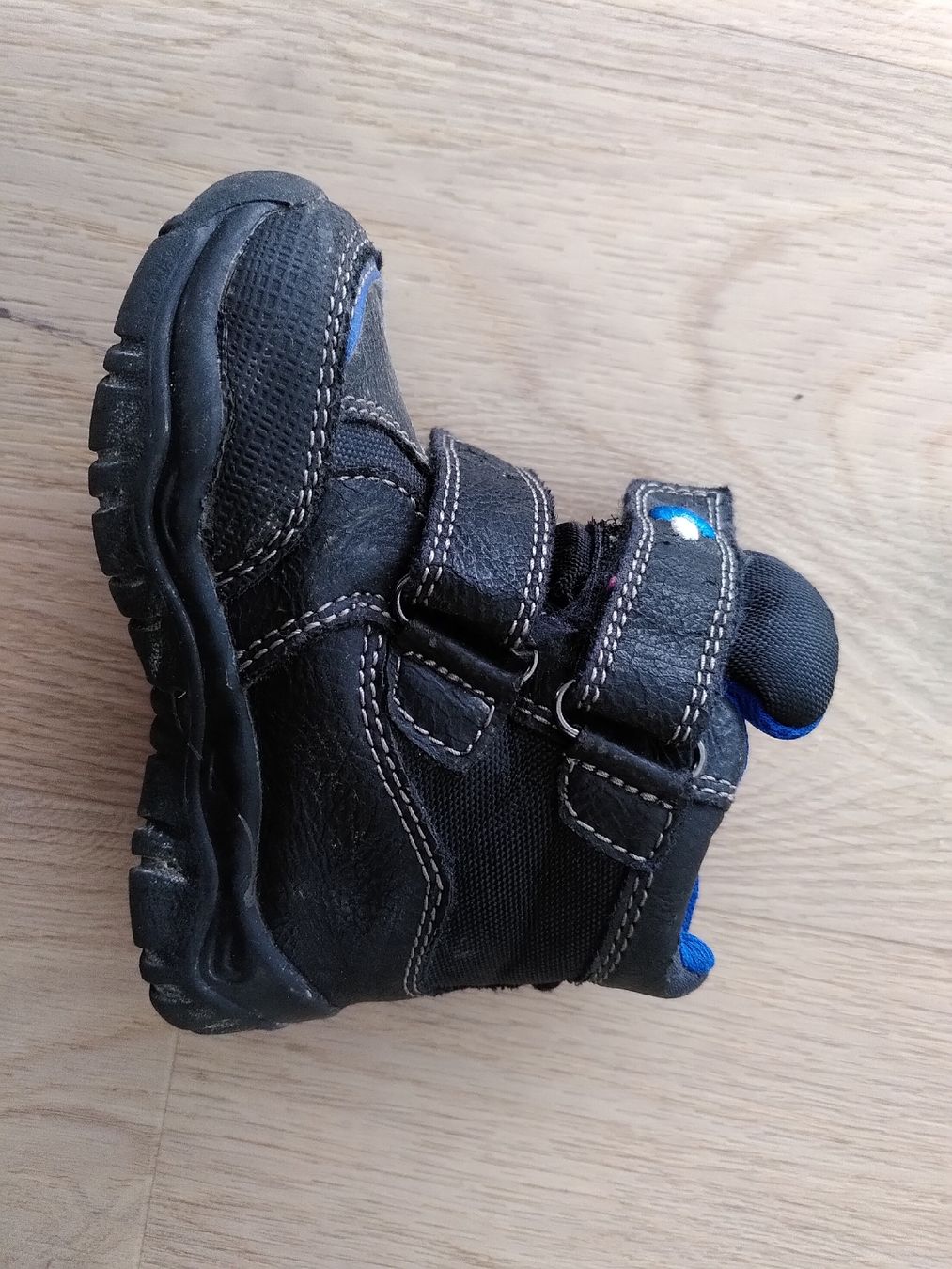 Chaussures garçon: Winterstiefel Grösse 21 – D'occasion à Penthaz par ann_l7zt 1