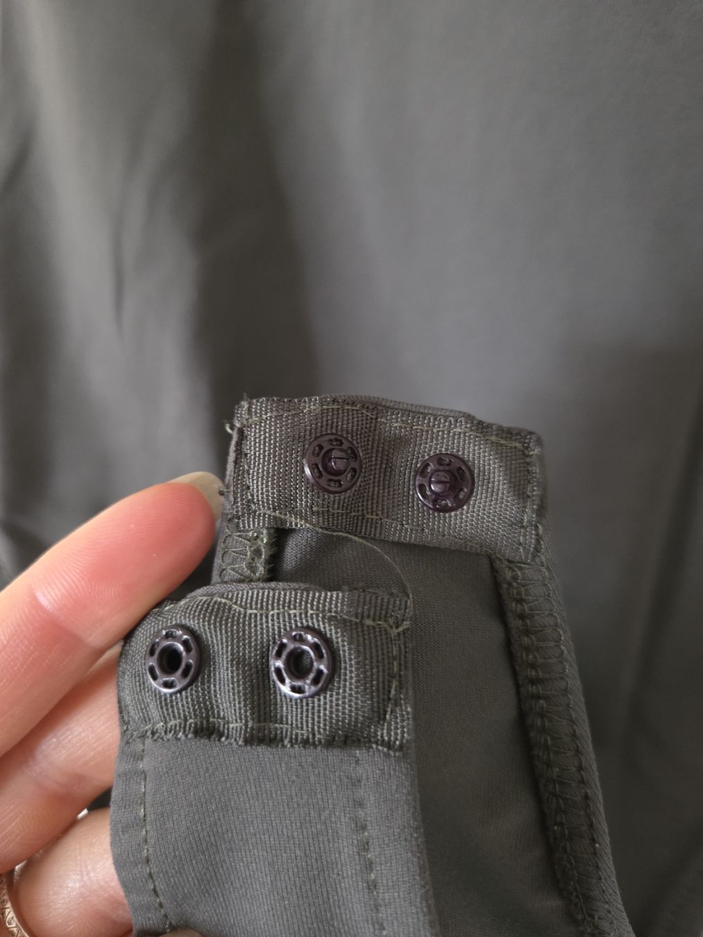 Zara Top: Zara Body Olive S – Nuovo (secondo la descrizione) da Horgen venduto da aiac0 1