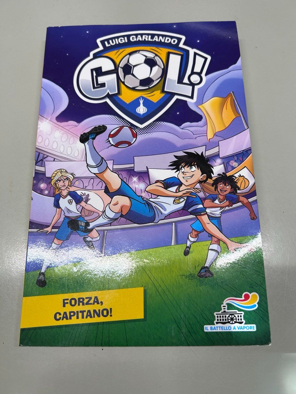 Libri: "Forza, capitano!" di Luigi Garlando – Usato da Giubiasco venduto da LorisVale