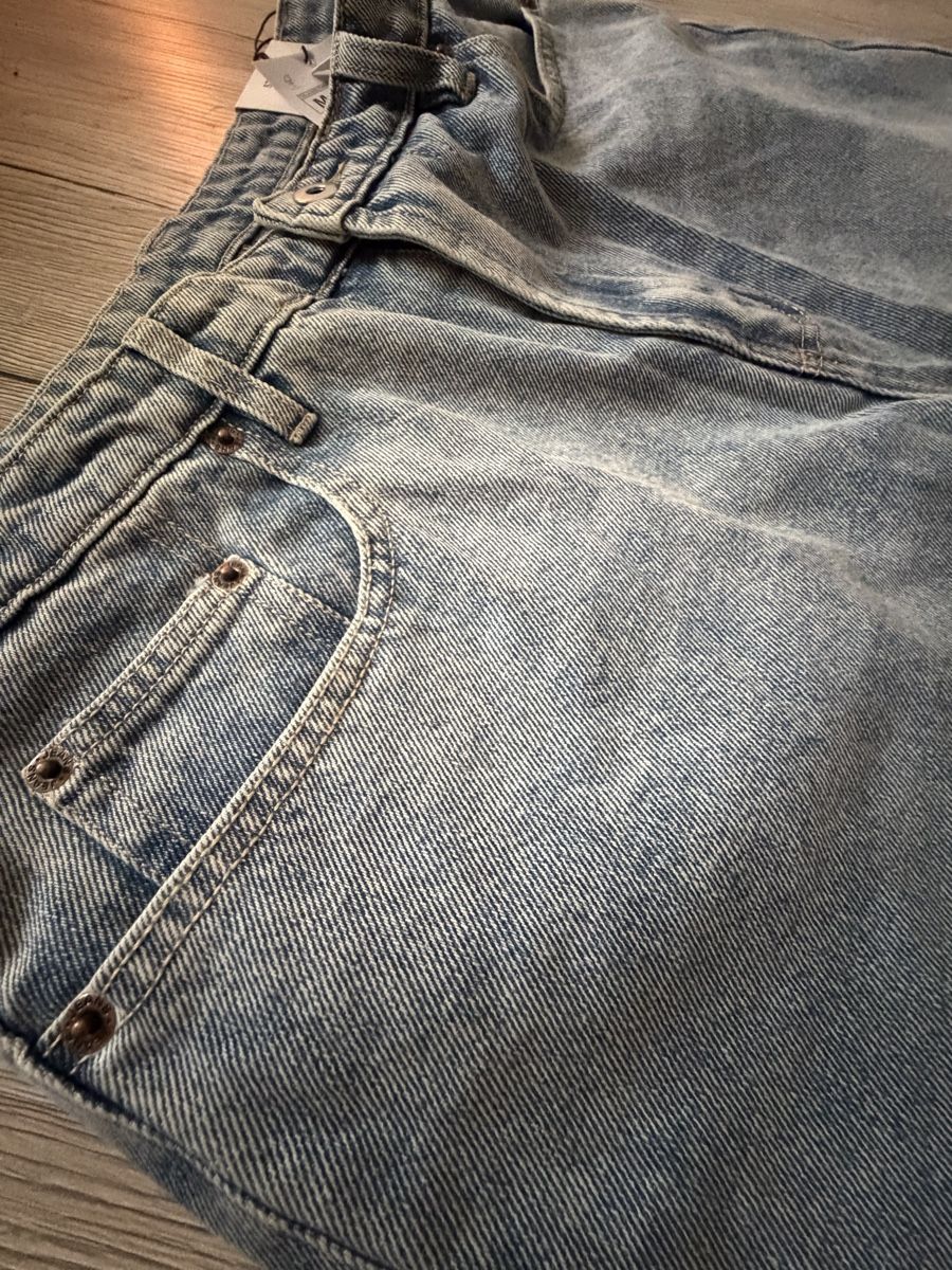 Jeans: Jeans "DOWNTOWN" FLARED DENIM - Bleu – Neuf avec emballage d'origine à Yverdon-les-Bains par fab_5tv2 2