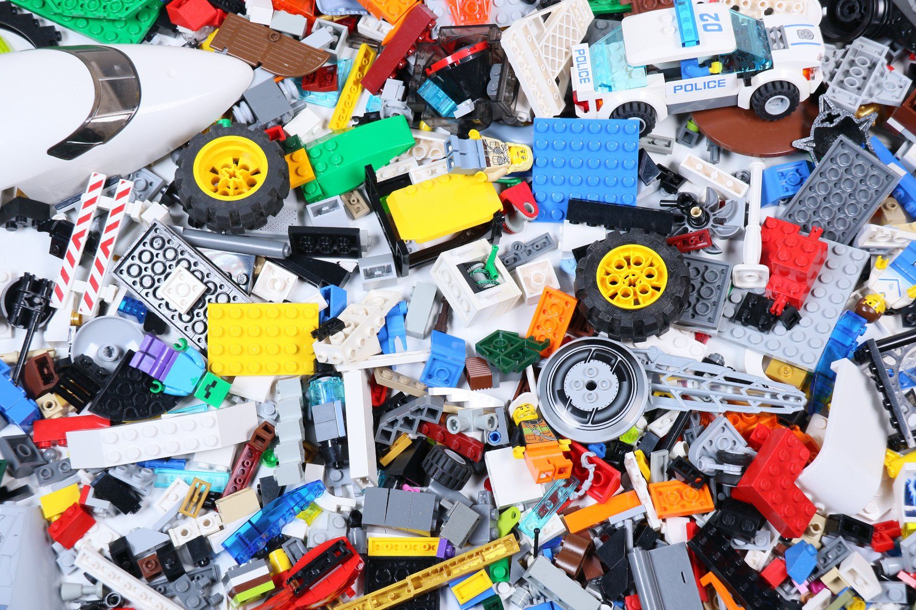 Lego Kit di costruzioni: 1.5 kg. Legoteile mit Minifiguren – Usato da Hettlingen venduto da Scholi99 1