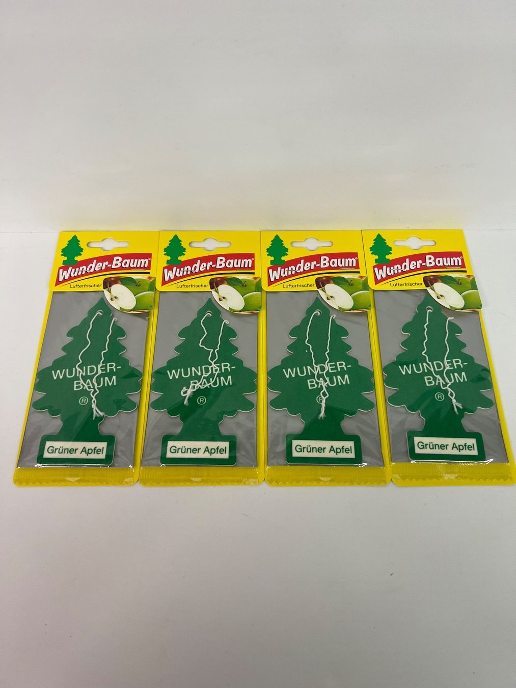Air Wick Spray per ambienti: Wunderbaum 4 St. Grüner Apfel – Nuovo (secondo la descrizione) da Heerbrugg venduto da ProBau-Liq