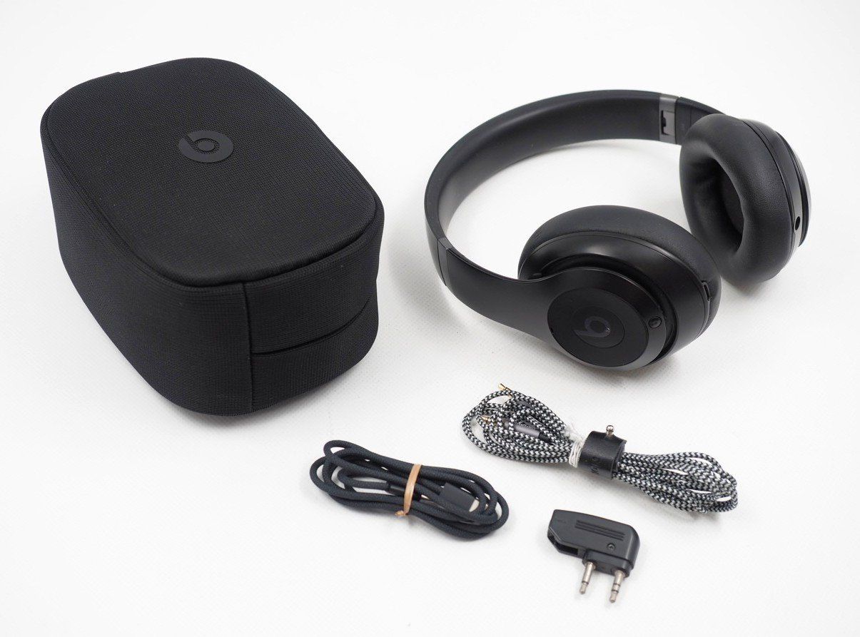 Beats Casques audio: BEATS Studio Pro Bluetooth Kopfhörer (26100603) – D'occasion à Zürich par fundsachenverkauf