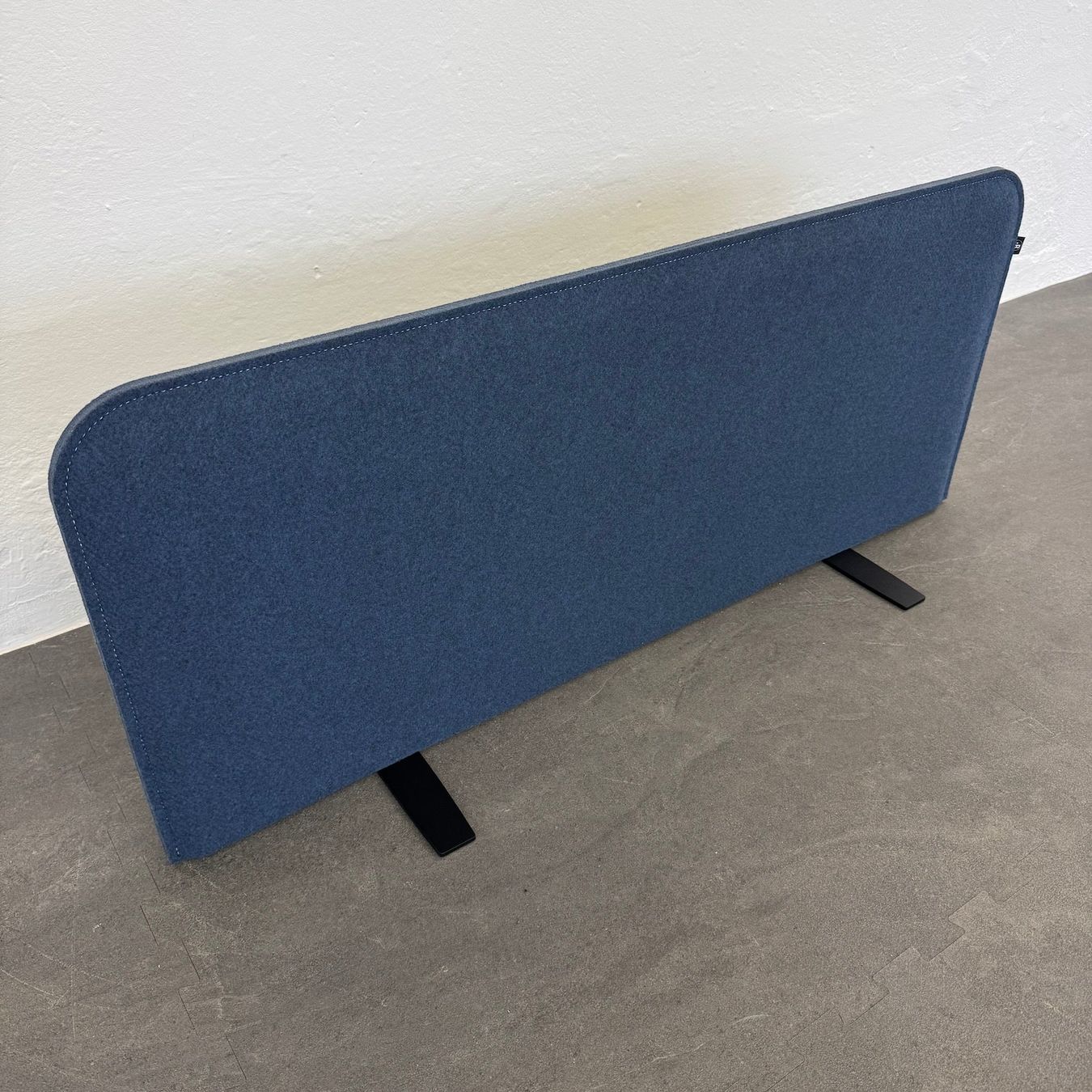 Paraventi: Buzzi.Space BuzziShield Desk Tischtrennwand 1200mm – Usato da Schönenwerd venduto da mcofficeshop 1