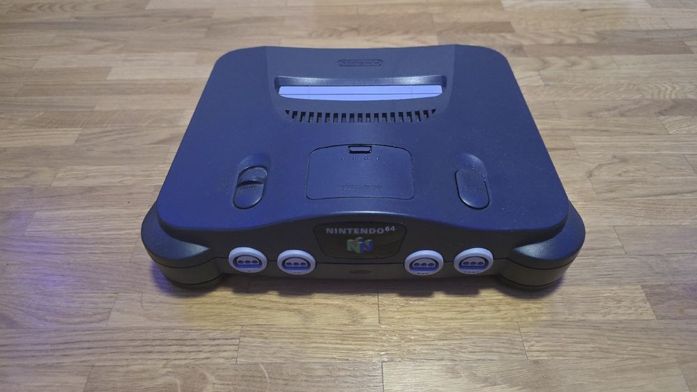 Nintendo 64 N64 Console with Controller and Extras! (Neu (gemäss ...