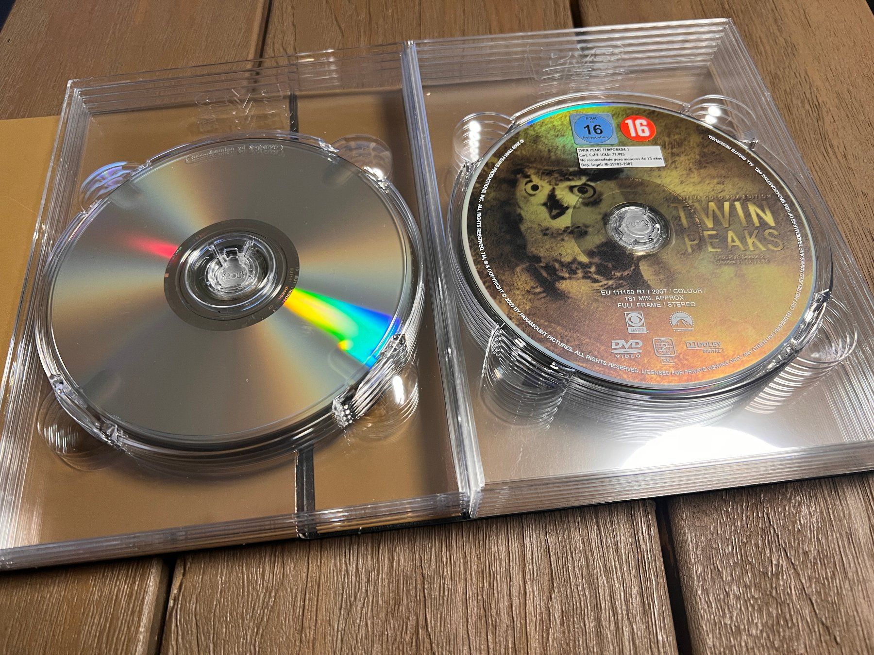 Tutti i DVDs: TWIN Peaks Gold Edition – Nuovo (secondo la descrizione) da Schafisheim venduto da Burghallwil 2