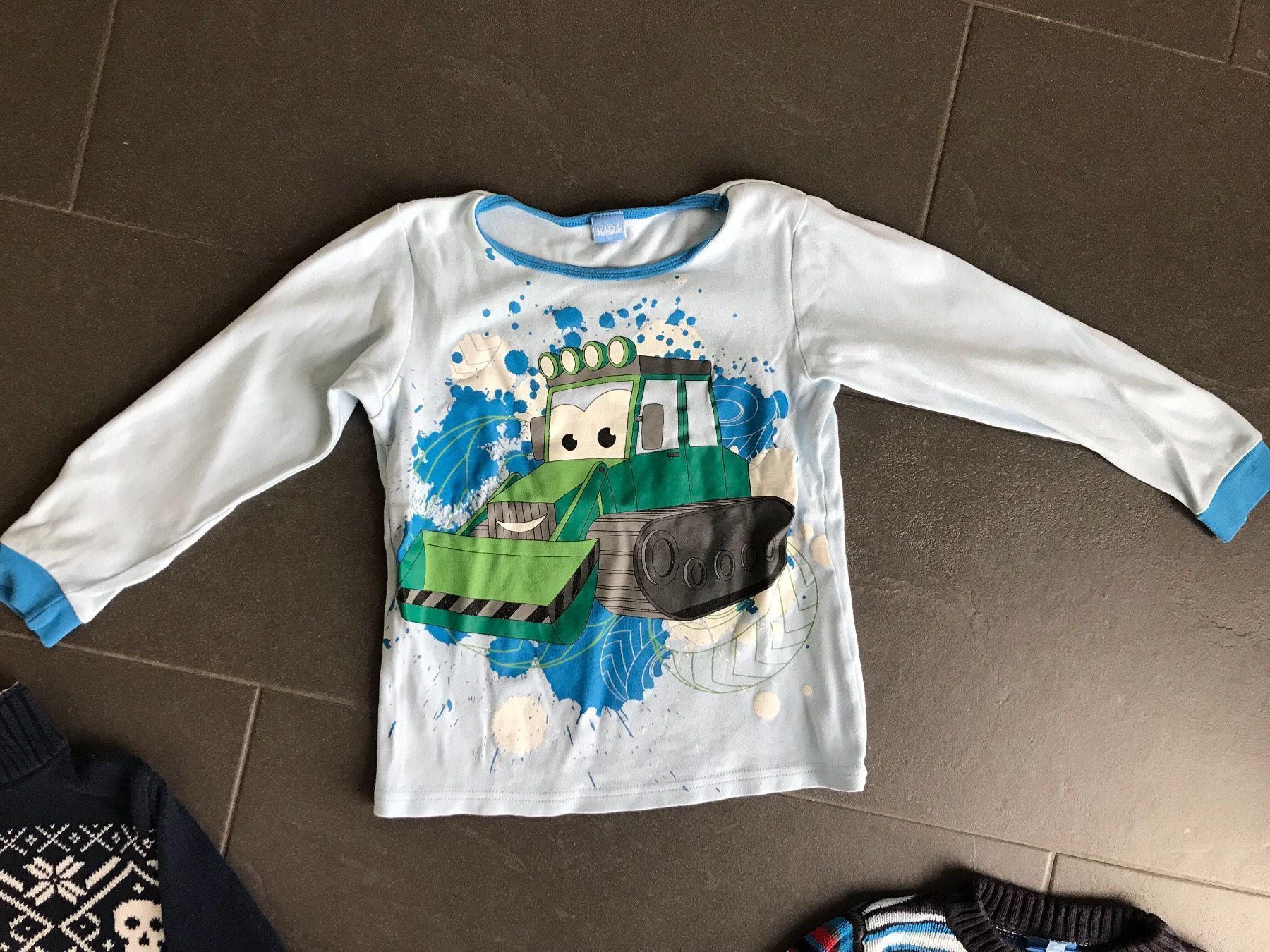 Lotti & Set di vestiti: Kleiderset Kleiderpaket Gr. 116 – Usato da Erlinsbach SO venduto da Elso72 5
