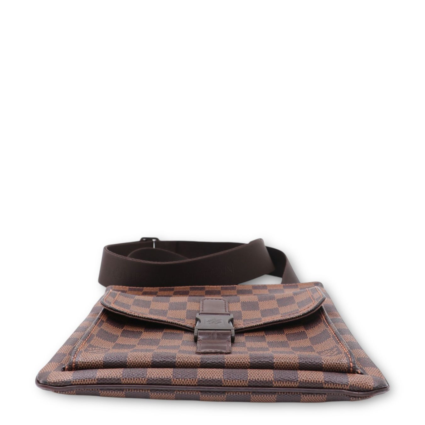 Louis Vuitton Borse: Louis Vuitton Pochette Melville Damier ebène – Usato da Binningen venduto da Designerlabels 5