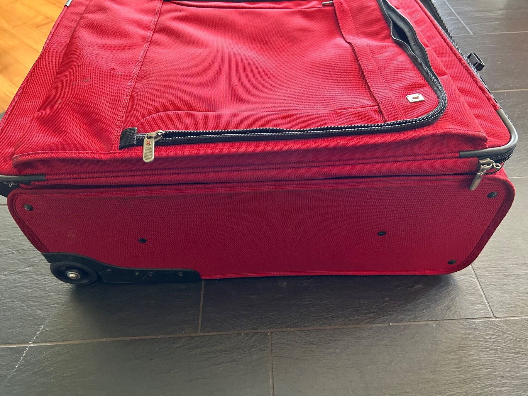 Victorinox Valigie: Grosser, stabiler Koffer – Usato da Zumikon venduto da Uranus88 7