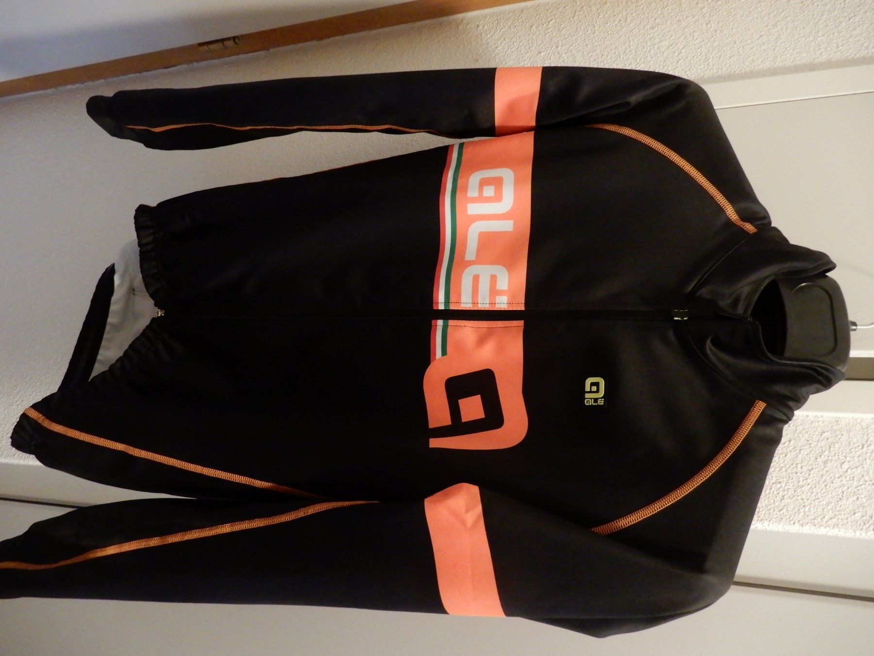 Giacche: Veste d'hiver de cyclisme – Nuovo (secondo la descrizione) da Cortaillod venduto da Eddi8