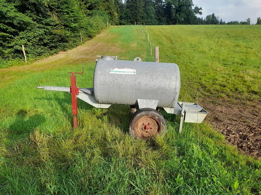 Zubehör: Tränkefass 750liter – Gebraucht aus jaberg von keusen26 1