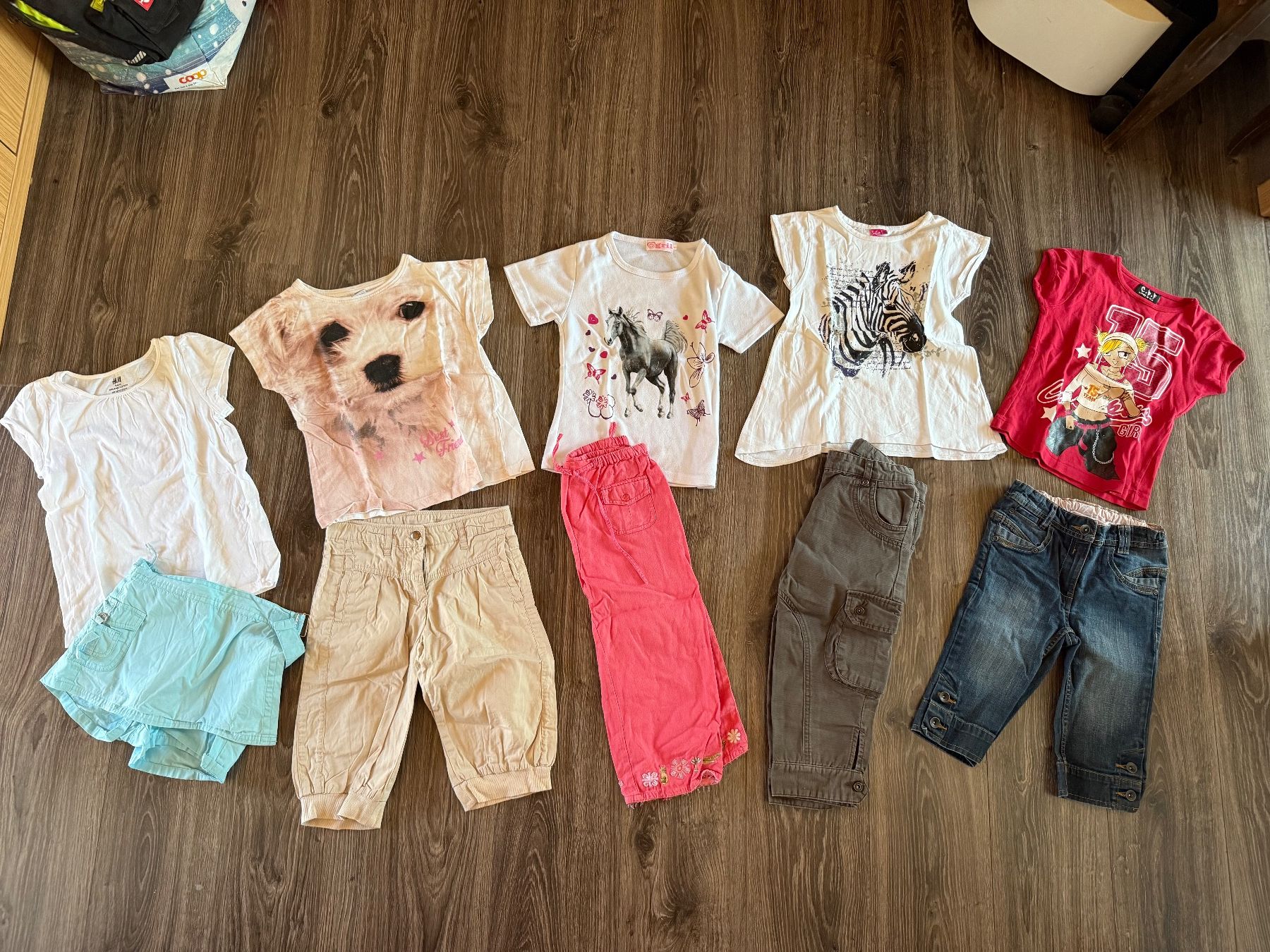 Lotti & Set di vestiti: Très joli lot 122 – Usato da Chermignon-Bas venduto da mioumiou35