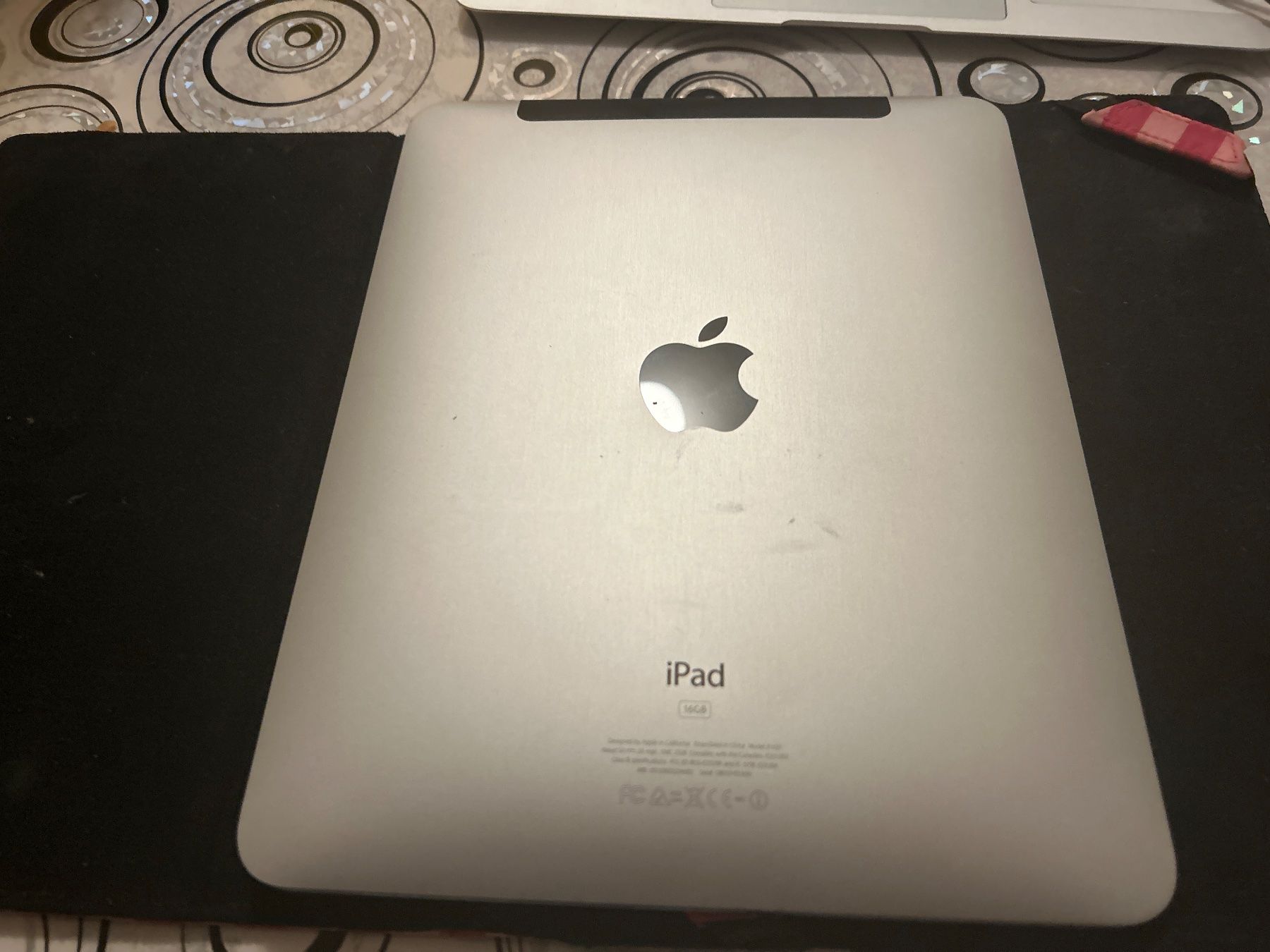 Apple Tablet PC: iPad 16 giga – Defekt aus Gümligen von  1